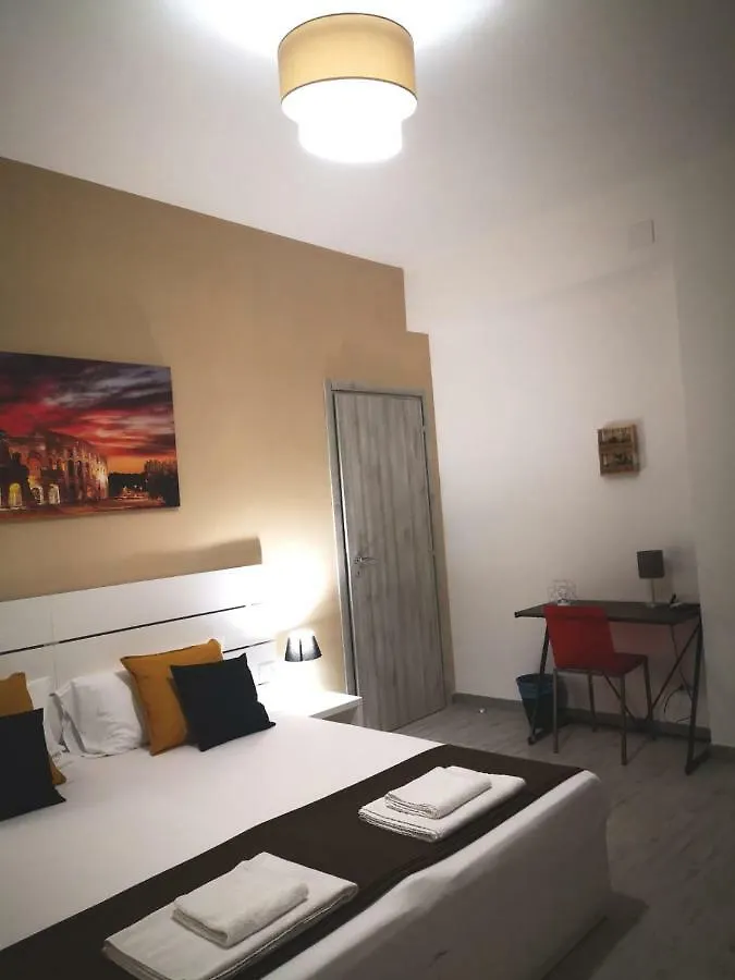 Hotel The Royals Roma Affittacamere